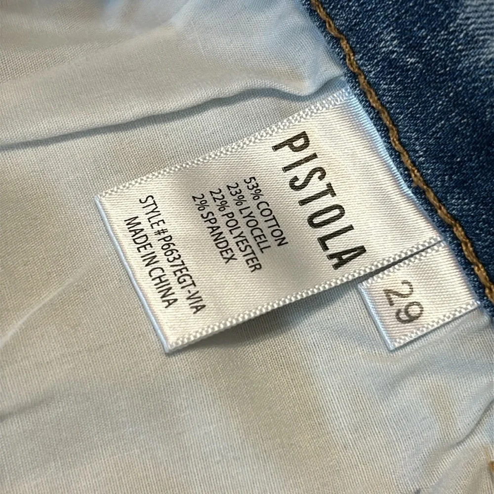 🎉HP🎉PISTOLA 29 Cassie- high waist & straight leg jeans w distressing—see photos - Picture 4 of 11